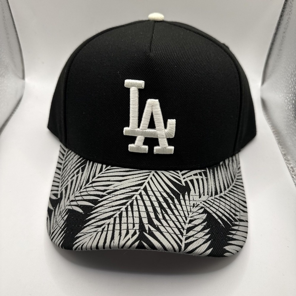 Mitchell & Ness LA Dodgers Black Snapback Hat With Tropical Palm Print Brim